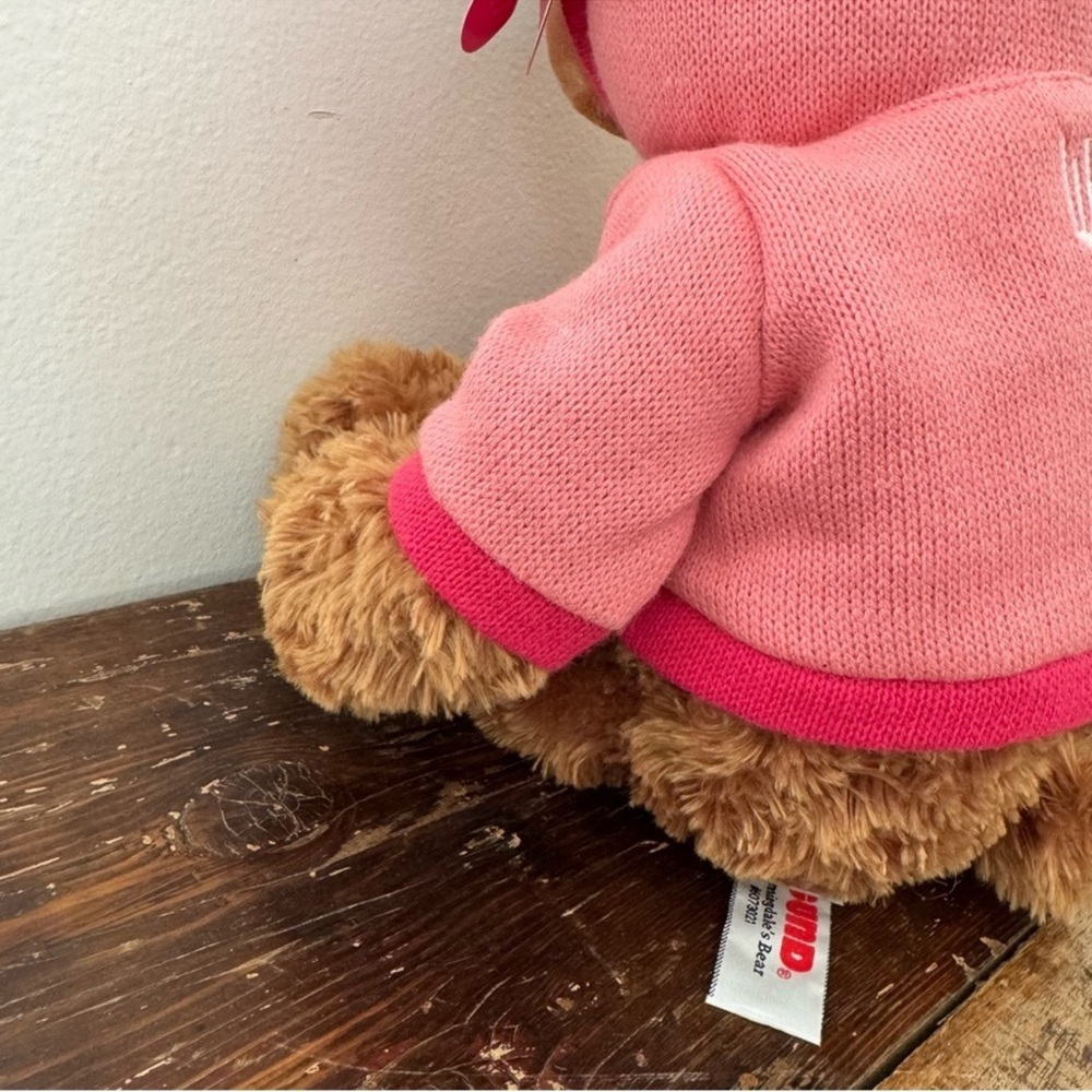 Wicked Gund Bear NWT
Bloomingdale's Wicked Little Pink Bear - Picture 9 of 16